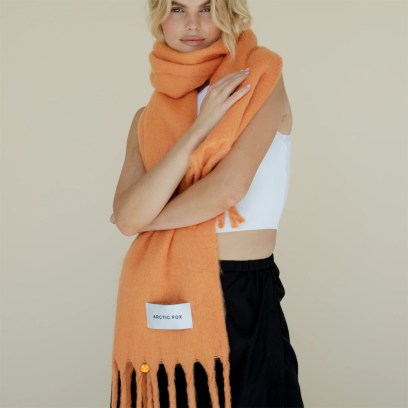 Arctic_Fox_Stockholm_APRICOT_Scarf_3
