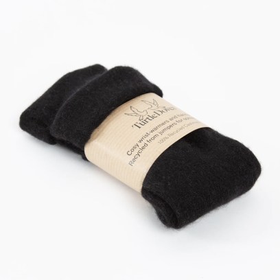 Turtle_Doves_Cashmere_Fingerless_Gloves_BLACK_1