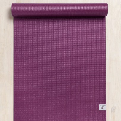 Yogamatters-sticky-yoga-mat-BERRY-2