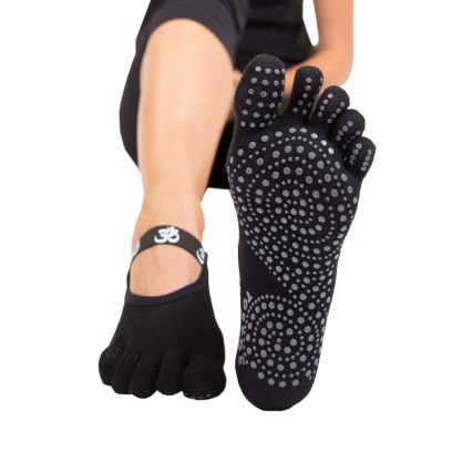 toe-socks-yoga-pilates-anti-slip-om-foot-cover-BLACK-2